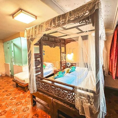 Shaoxing Laotaimen Luxun Native Place Youth Hostel Bagian luar foto