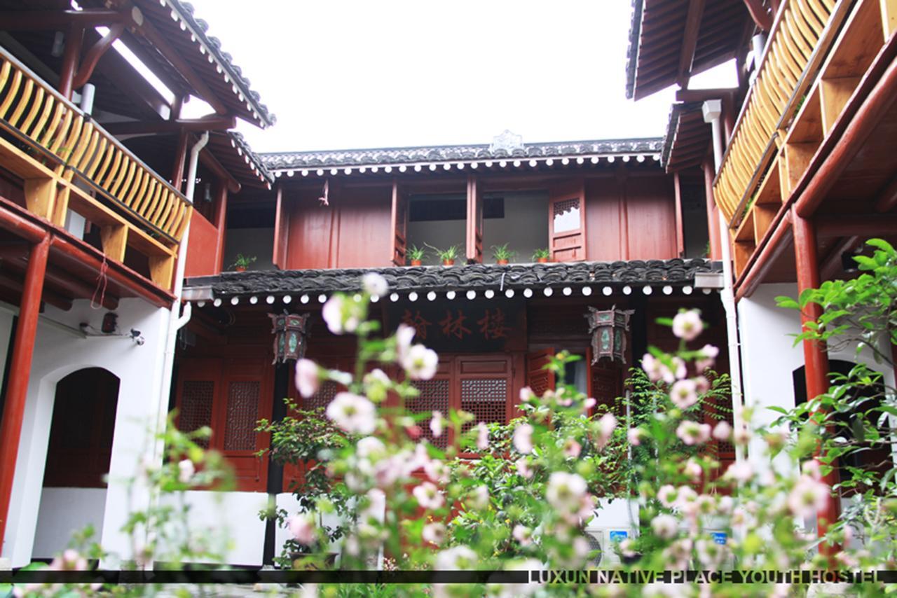 Shaoxing Laotaimen Luxun Native Place Youth Hostel Bagian luar foto